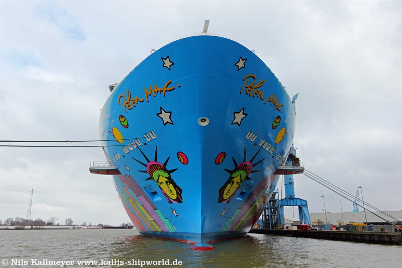 Norwegian Breakaway (IMO 9606912)