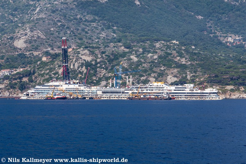 Costa Concordia vor Giglio 14.06.2014