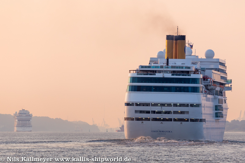 Costa Neoromantica (IMO 8821046)