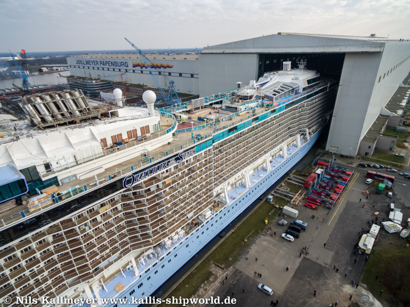 Ovation of the Seas Ausdocken_03