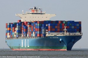 MOL Creation IMO 9321237 vor Cuxhaven